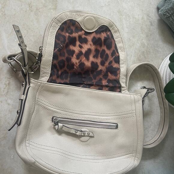 B. Makowsky crossbody bag creamy beige - Picture 5 of 11